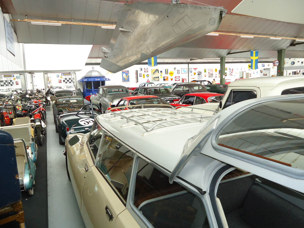 GALERIE OLDTIMER A TOFFEN EN SUISSE.
