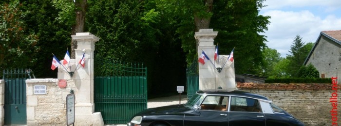 LES 60 ANS DE LA DS A PARIS 24 MAI 2015 02.