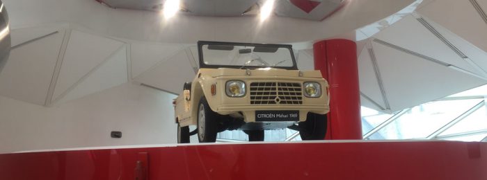CITROËN AUX CHAMPS-ÉLYSÉES C42.