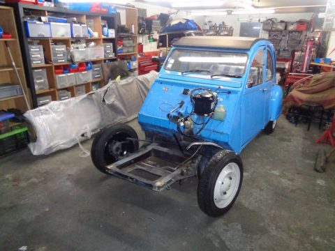 2 CV 1978 CHANGEMENT DE CHÂSSIS 01.