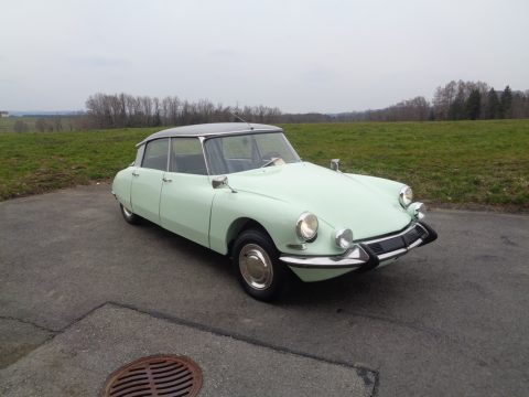MA DS 19 1967 BVH. PEINTURE COMPLÈTE 2017/2018 05.